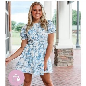 Storia Blue and White Textured Dress